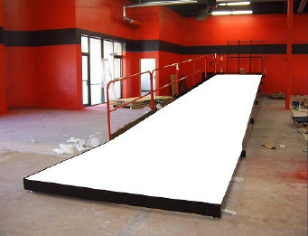 infinity_ice_skating_hockey_treadmill_1011022002.jpg